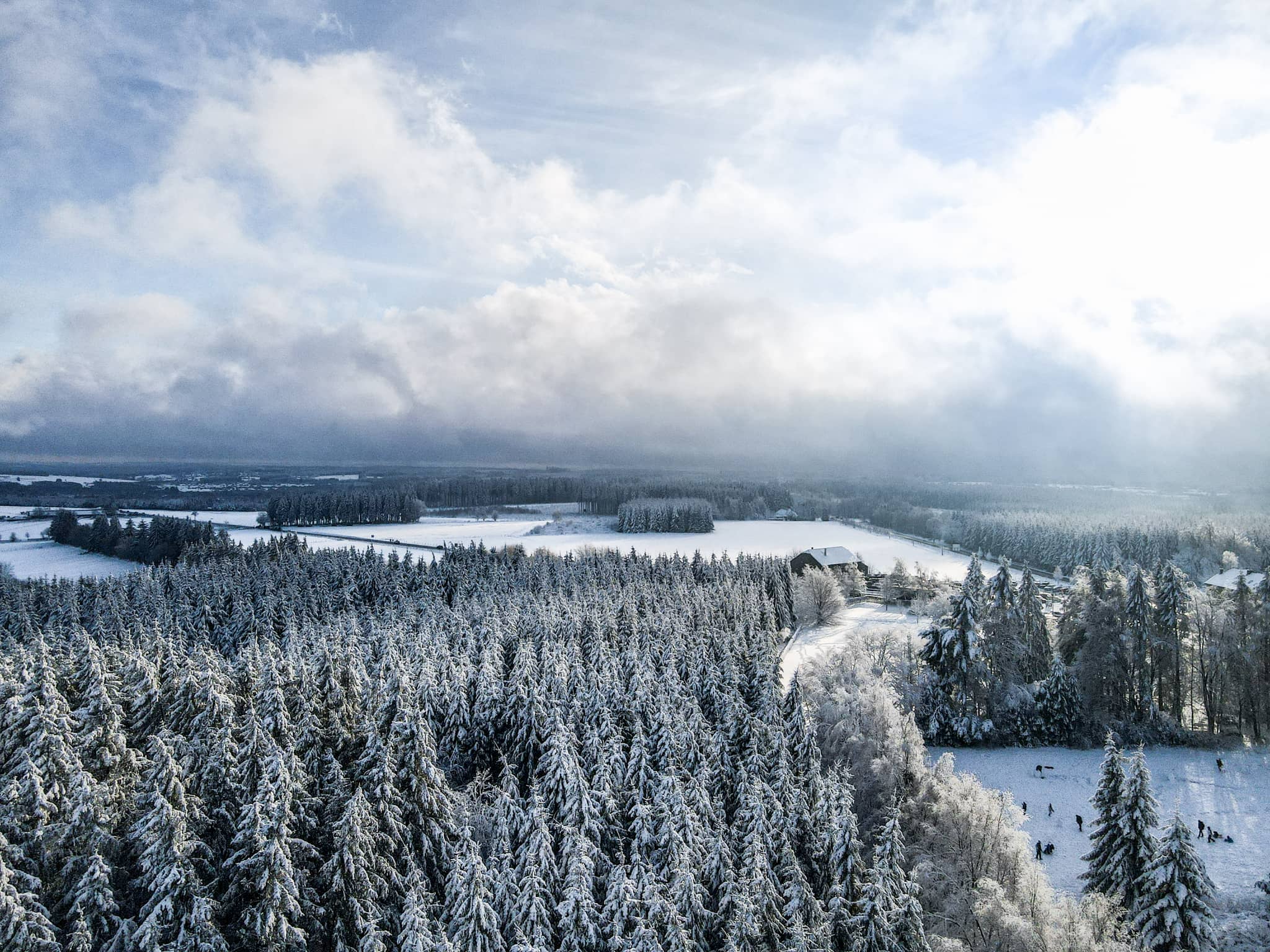 5 Beautiful Snow hikes at Baraque de Fraiture